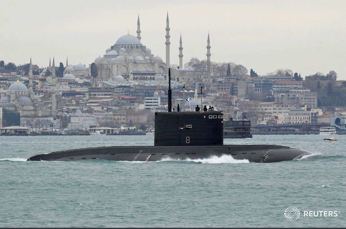 Armed with Novator 3M14 (NATO:SSN-30-A) Kalibr-PL cruise missiles, Russian Navy Project 636.3 Kilo+ class sub Black Sea Fleet 4th Independent Submarine Brigade's Rostov-na-Donu Б237 transited Bosphorus towards Black Sea after 600 days. @YorukIsik pix via @reuterspictures