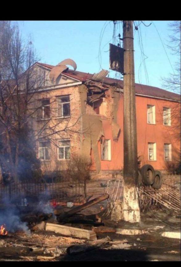 Расейскія вайскоўцы абстрэльваюць цывільныя будынкі ў Барадзянцы Кіеўскай вобласьці