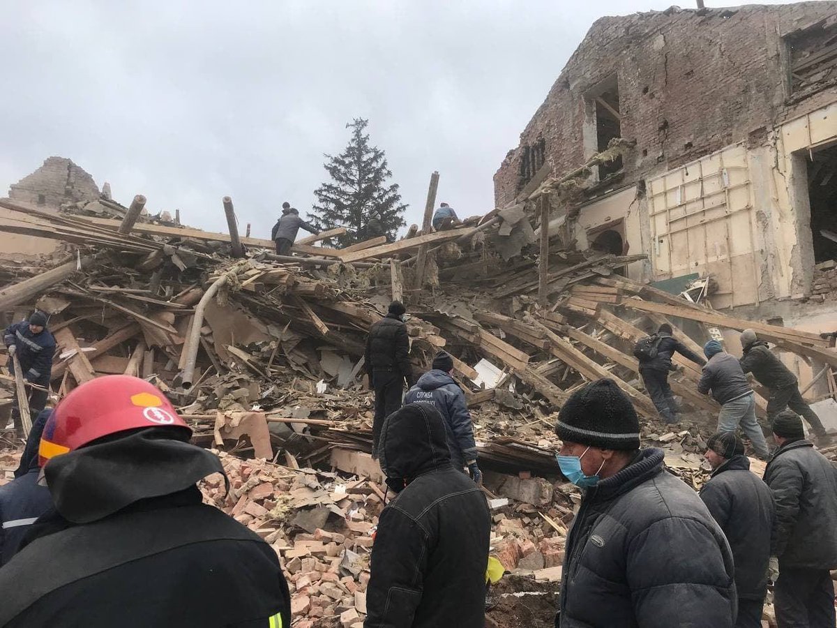 Widespread damage in Okhtyrka after Russian attacks