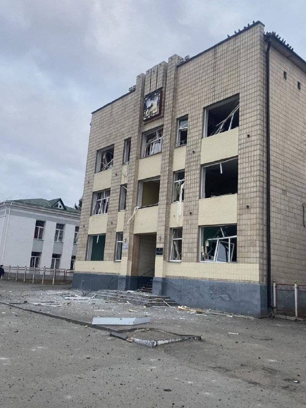 Zniszczenia po ostrzale miasta Małyn w obwodzie żytomierskim przez wojska rosyjskie