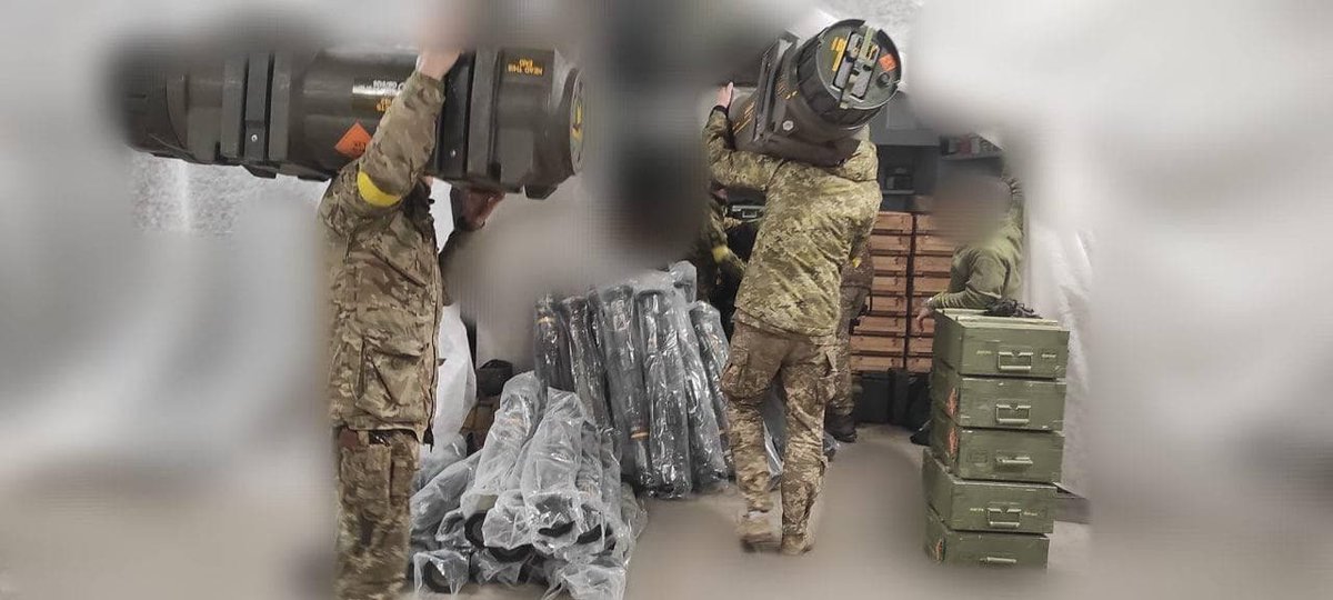 Additional supply of ATGM Javelin and NLAW arrived in Ukraine 