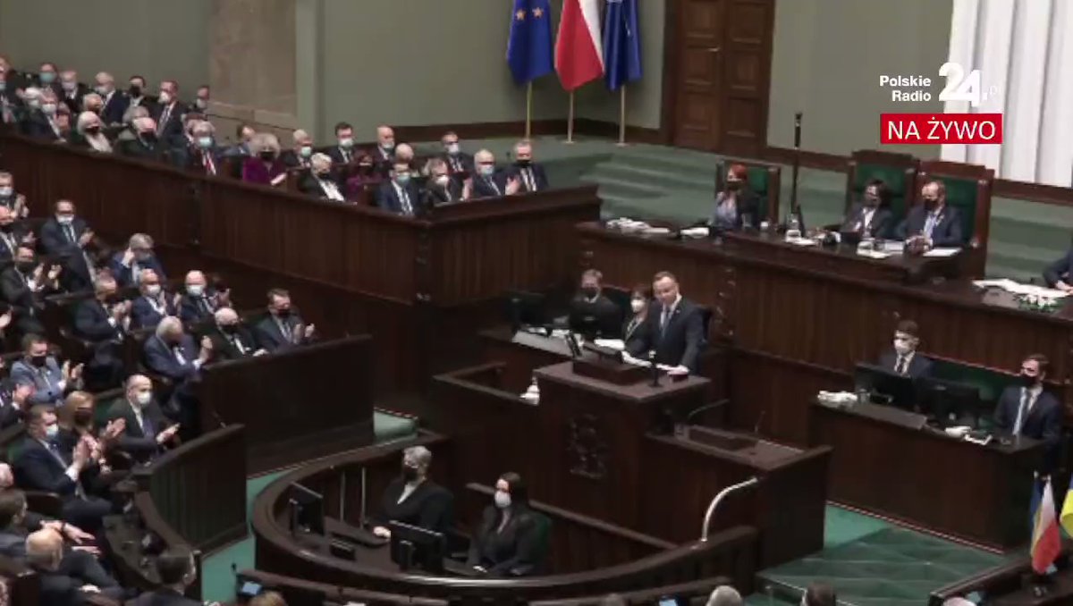 Президент @AndrzejDuda: Якби до президента Качинського прислухалися, ухвалювалися сміливіші рішення, і ставлення не дратувати Росію не переважало б – Україна була б сьогодні в НАТО. Агресії 2014 року і нинішньої війни, ймовірно, не було б. Історія склалася б інакше