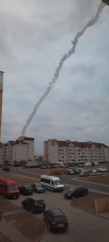 Фото: запуск ракеты из Лунинца сегодня утром