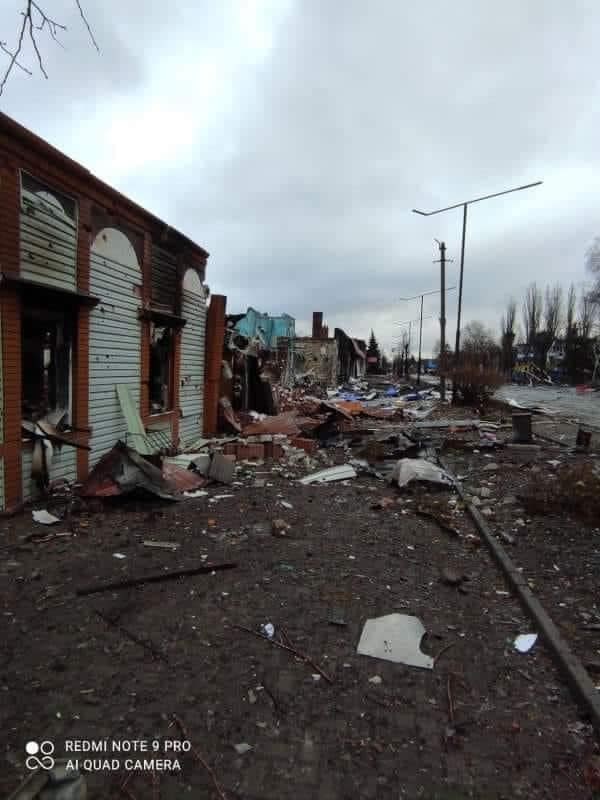 2 killed, 5 wounded as result of artillery and aerial strikes in Luhansk region today