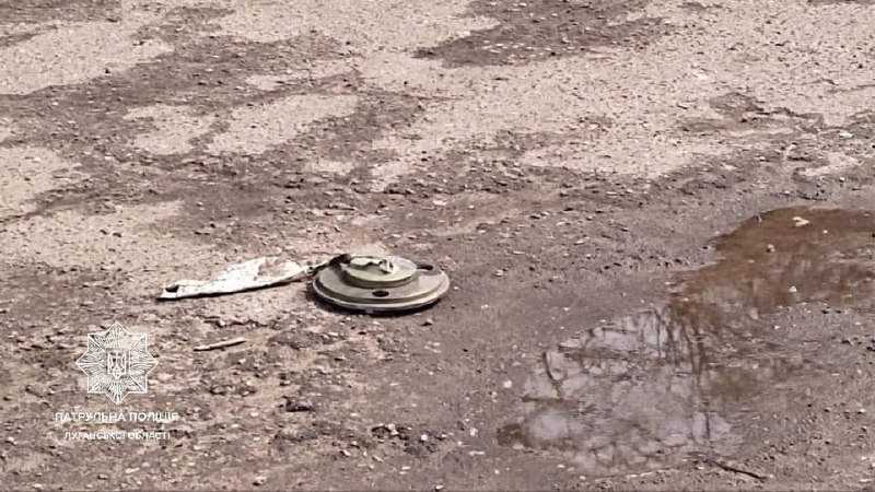 Russian troops deploying landmines in Lysychansk
