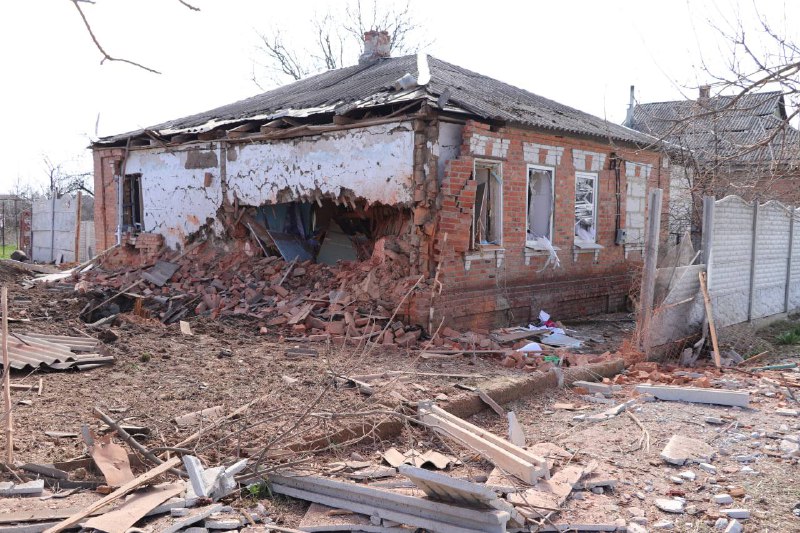 Damage in Derhachi town in Kharkiv region after Russian army shelling in last 24 hours