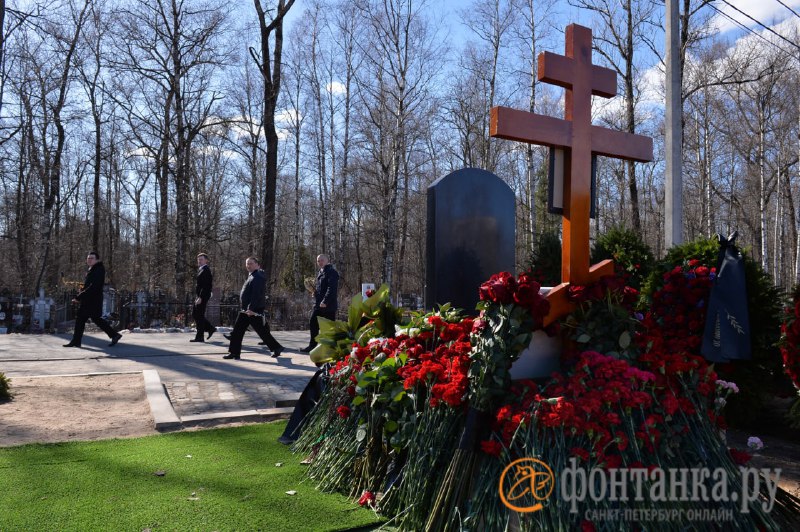 El comandant adjunt del 8è exèrcit del districte militar del sud, el major general Vladimir Frolov, ha estat enterrat a Sant Petersburg. Mort a Ucraïna