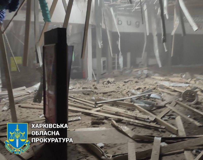 أصيبت امرأة و 3 من رجال الشرطة بجروح نتيجة قصف خاركيف اليوم