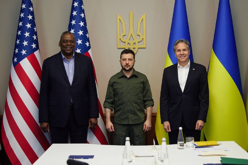 President Zelensky met with State Secretary Blinken and Defense Secretary Austin in Kyiv last night