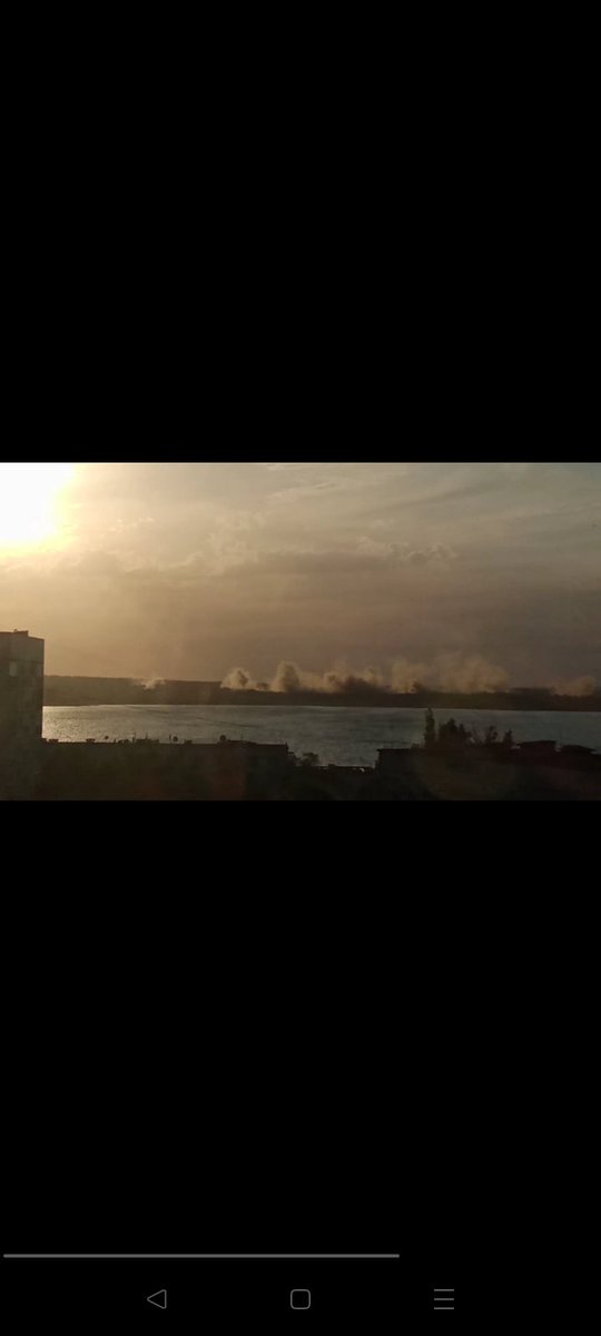 Russian forces shelling Novoluhanske town