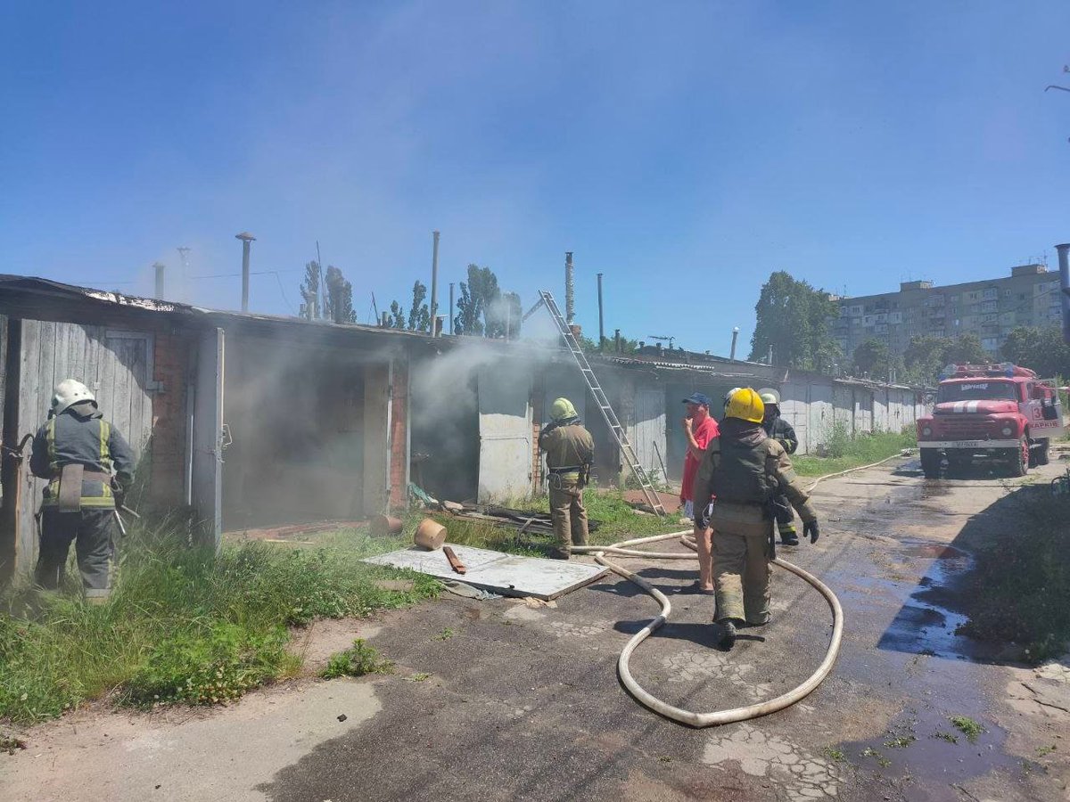 Block of garages was shelled this morning in Kharkiv