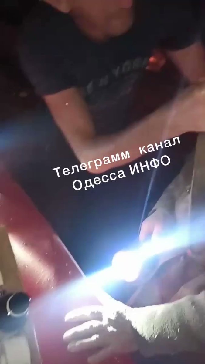 В Одесі на місці прильоту надають допомогу постраждалим