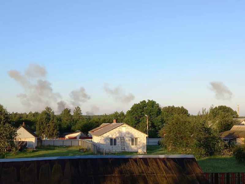 Šį rytą buvo pranešta apie sprogimus netoli Klimovo, Klintsy ir Kurkovichi kaimo Briansko srityje