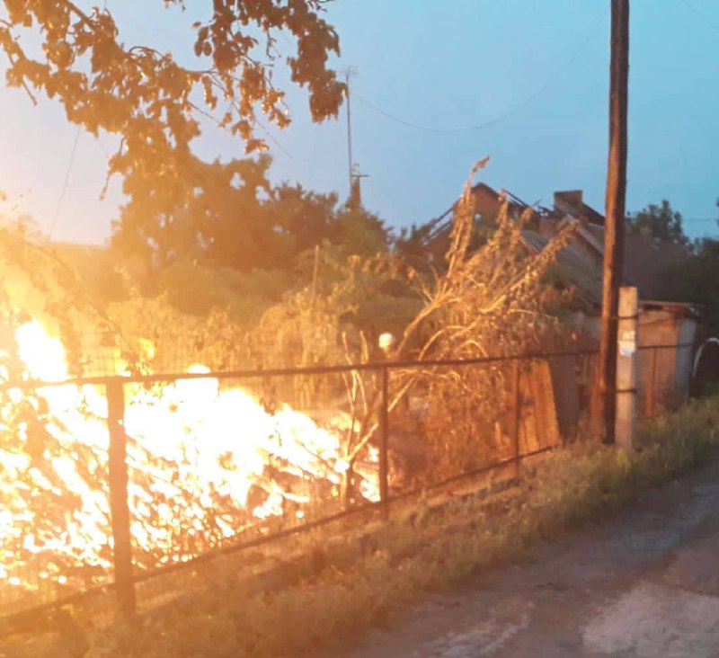 O exército russo bombardeou o distrito de Kryvyi Rih e Nikopol. Mais de 40 projéteis lançados com MLRS