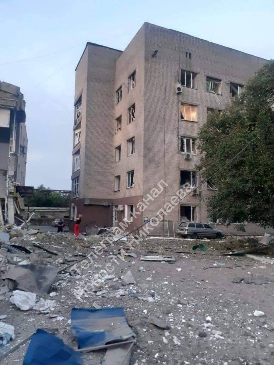 Russian army destroyed one of the biggest hospitals in Mykolaiv in overnight shelling