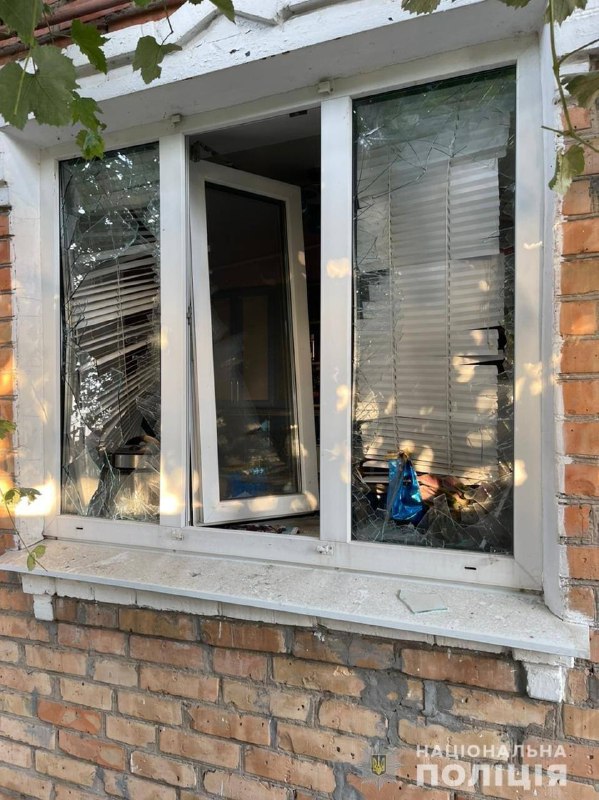 Rozsiahle škody v dôsledku ruského ostreľovania v obci Nikopol, Marganets, Myrivske v okrese Nikopol