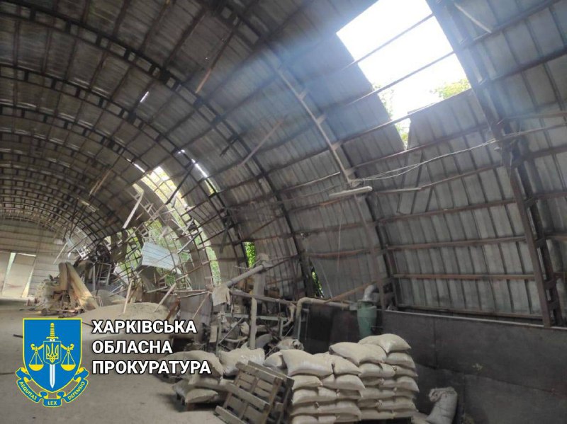 Російська армія вчора завдала ракетних ударів по селу Коробочкине та Дачне Харківської області. 1 поранений