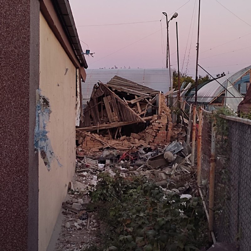 Armata rusă a bombardat Nikopol de pe teritoriul centralei nucleare Zaporizhzhia