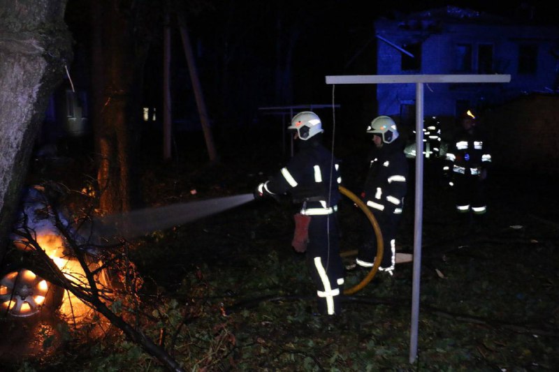 Bojājumi Harkovā Krievijas apšaudes rezultātā naktī