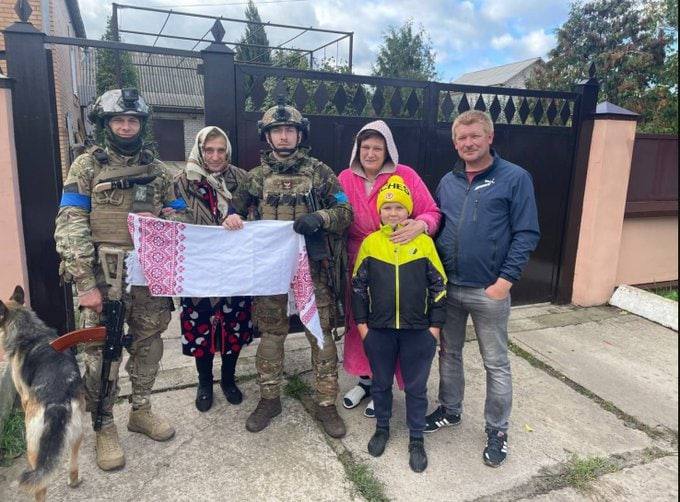 Ukrainas militārpersonas Harkovas apgabala Borovā