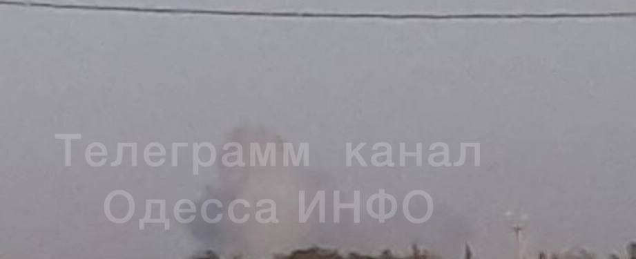 敖德萨发生自杀式无人机袭击后发生爆炸