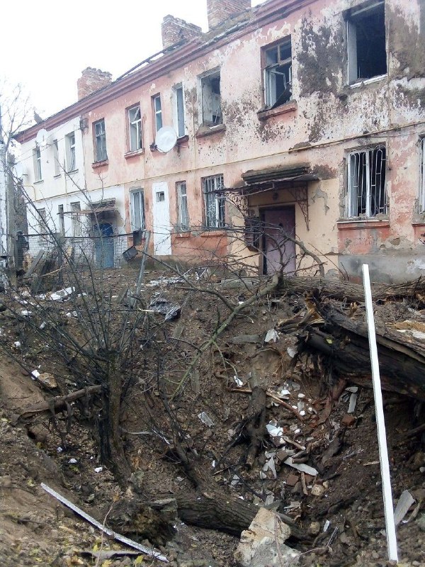 4 Personen getötet, 10 verwundet infolge des Beschusses der russischen Armee auf Cherson