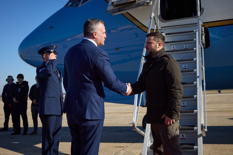 وصل الرئيس زيلينسكي إلى واشنطن