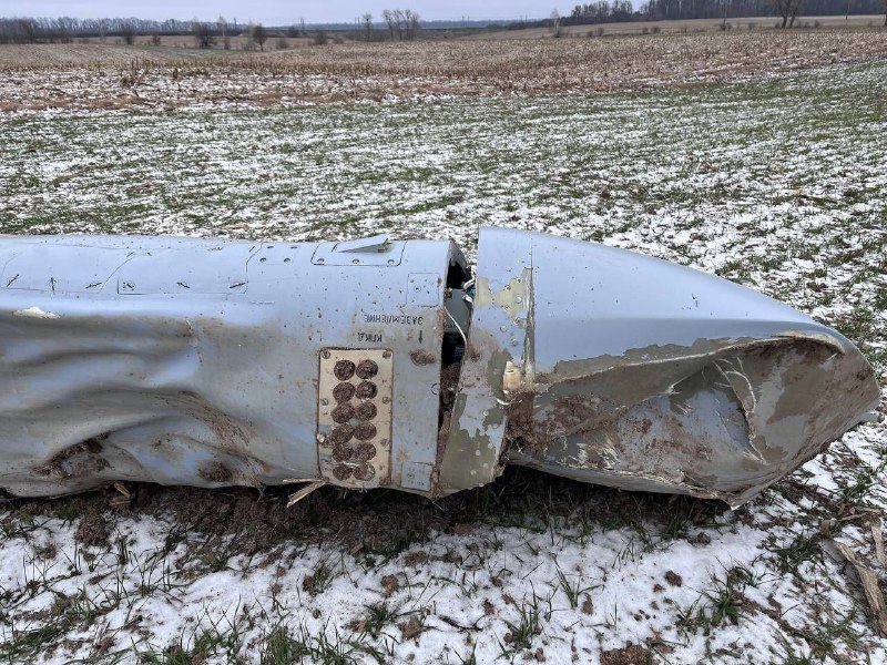 Изображения на крилата ракета Х-101, свалена на 26 януари във Виницка област