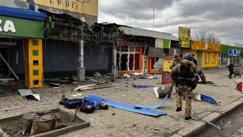 V důsledku ruského ostřelování v Chersonu jsou oběti mezi civilisty
