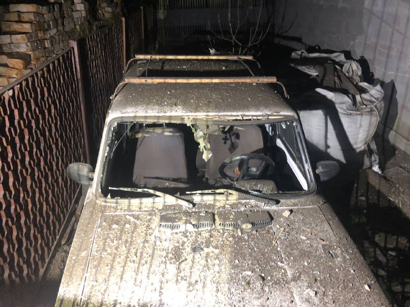 Zničenie v Nikopole v dôsledku ruského ostreľovania v noci