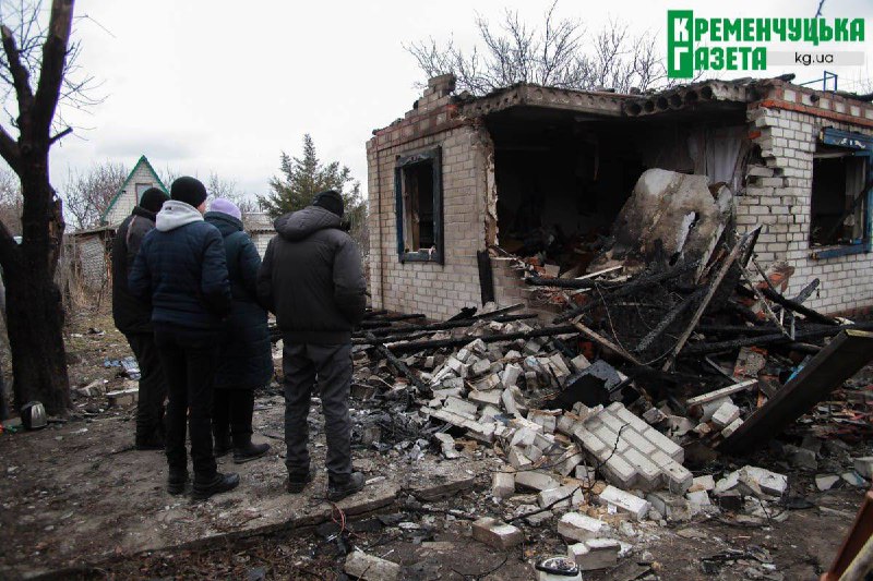 الأضرار التي لحقت بكريمنشوك بعد إسقاط طائرة بدون طيار روسية وتحطمها في منازل سكنية