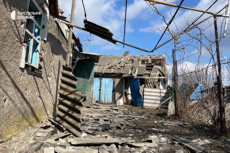 Il villaggio di Hryshyne nella regione di Donetsk è stato bombardato con missili S-300