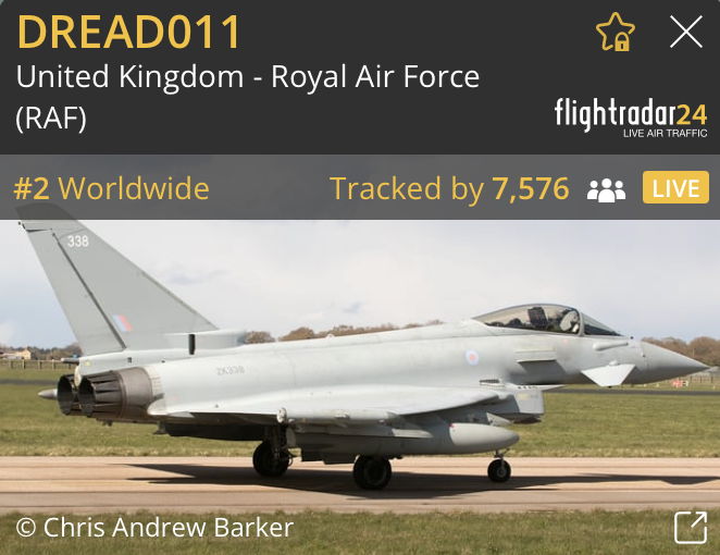 Британський літак-розвідник (RRR7224) у Чорному морі під захистом 2 Eurofighter Typhoon (DREAD012 та DREAD011)