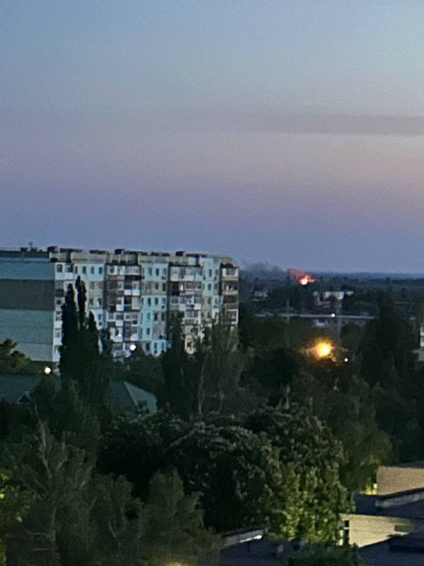 Berichten zufolge wurde das Hauptquartier des russischen Militärs heute Morgen in Berdjansk von einem Raketenangriff getroffen