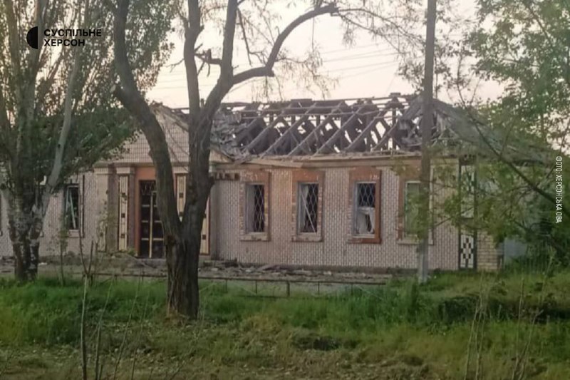 L'armée russe a bombardé le village de Stanislav pendant la nuit