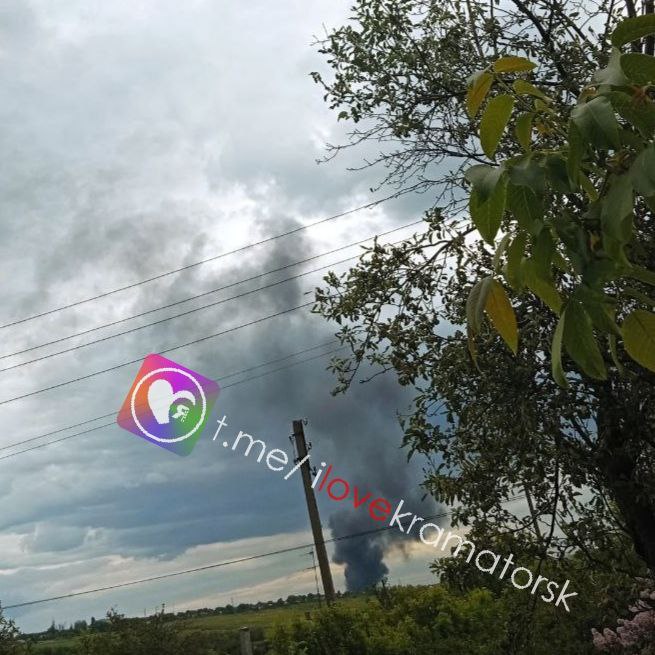 Brand och explosioner nära Kramatorsk
