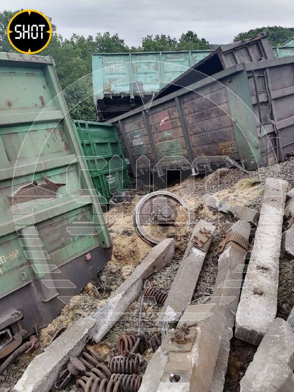 Tren descarrilado en la región de Belgorod después de explosiones en la región de Belgorod
