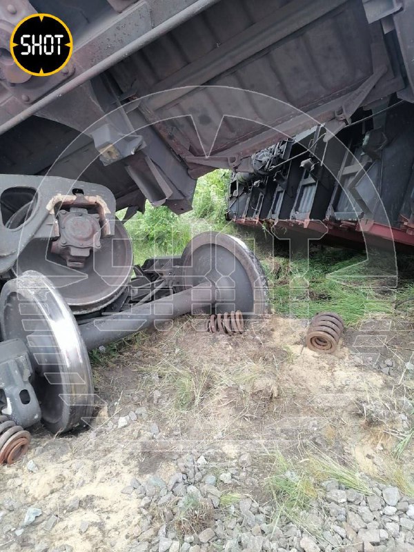 बेलगोरोद क्षेत्र में विस्फोट के बाद ट्रेन बेलगोरोद क्षेत्र में पटरी से उतर गई