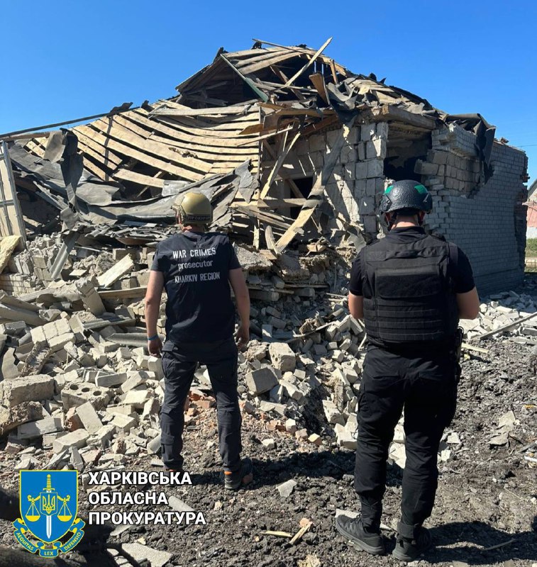 2 person killed, 8 wounded as result of Russian aerial bombardment with guided bombs at Kruhliakivka village of Kharkiv region