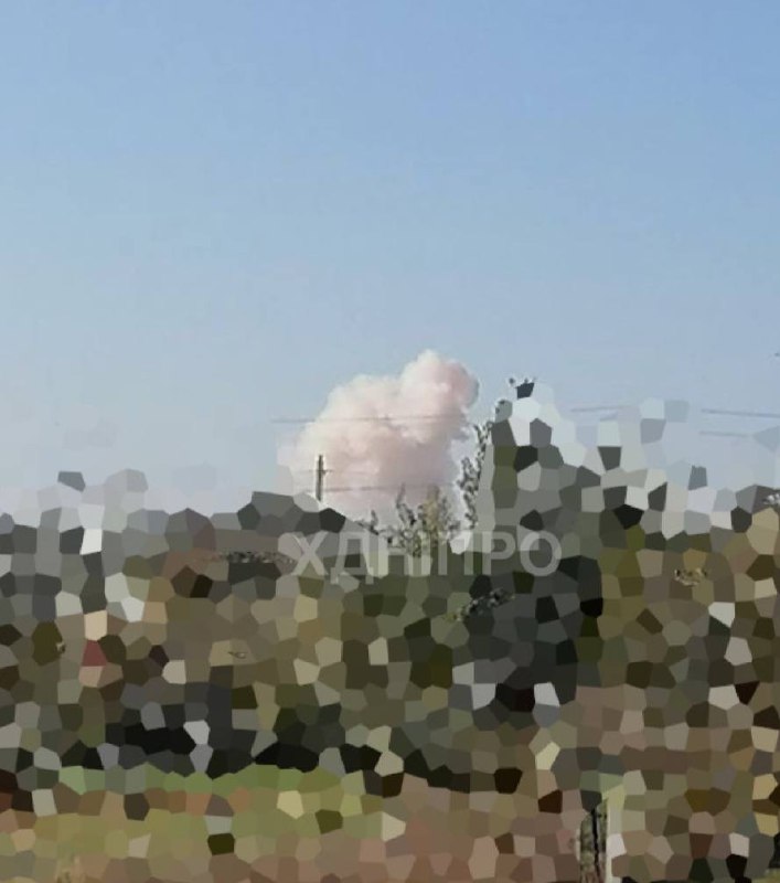 2 esplosioni sono state segnalate nella città di Dnipro, fumo visibile