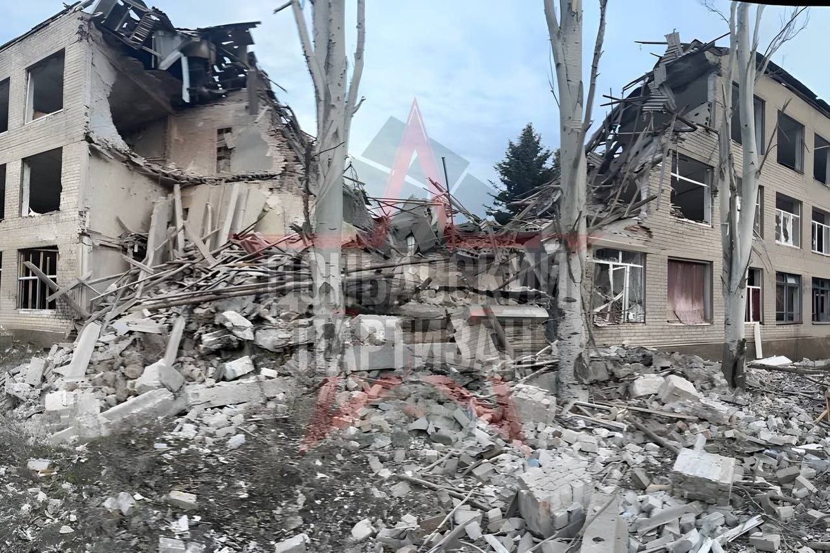 Разрушения в Константиновка в резултат на руски удари през нощта