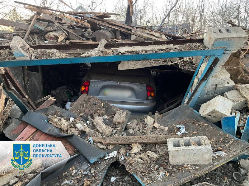 Drie personen gedood als gevolg van Russische beschietingen in het dorp Bahatyr in de regio Donetsk