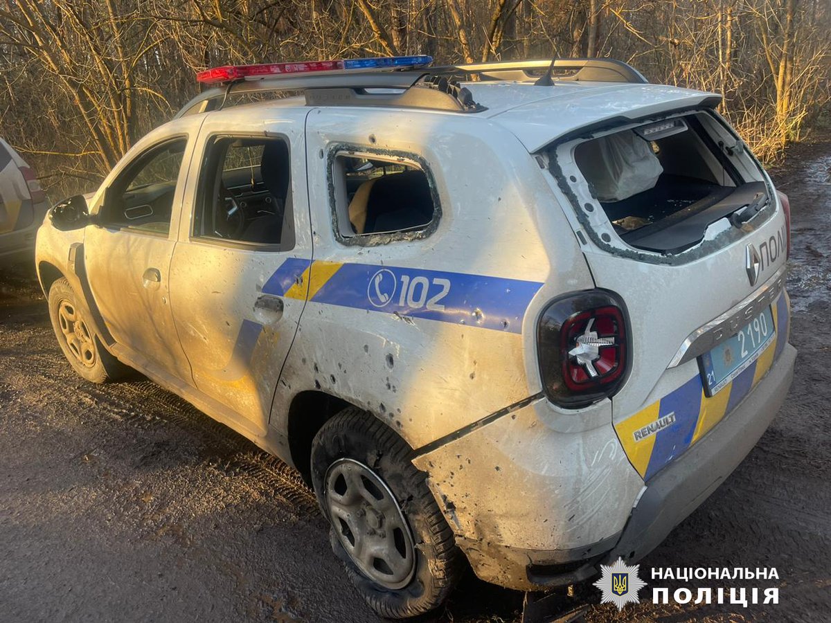 3 zranení v dôsledku útoku dronu na policajné vozidlo v obci Dvorichne v okrese Kupiansk