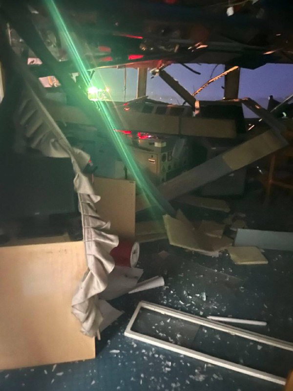 俄罗斯Kh-31P导弹在敖德萨附近击中利比里亚国旗的民用船只，造成3名船员和菲律宾公民受伤