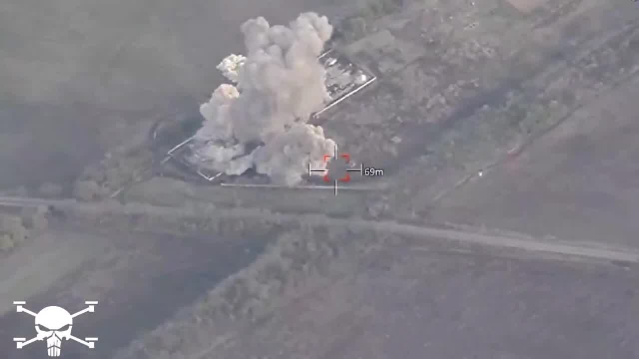 Ukrainan ilmaisku JDAM:n kanssa Venäjän tukikohdassa lähellä Tarasivkaa Hersonin alueella