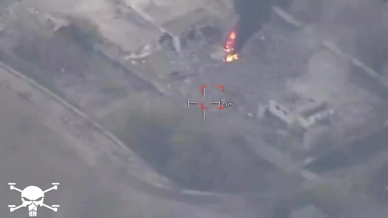 Ukrainischer Luftangriff mit JDAM auf russischen Stützpunkt in der Nähe von Tarasivka in der Region Cherson