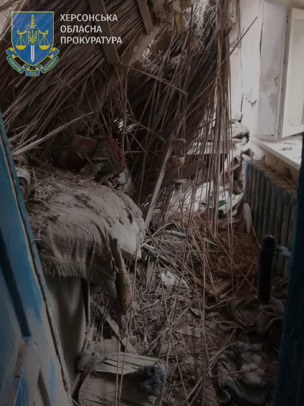 1 persona muerta, otra herida como resultado del bombardeo en la aldea de la comunidad de Kherson y 2 más heridos en la ciudad de Kherson