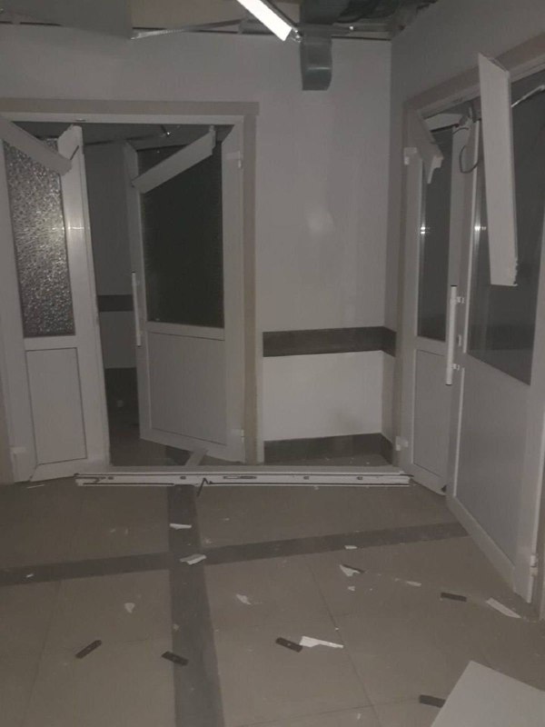 Drones rusos atacaron un centro médico en Beryslav de la región de Kherson