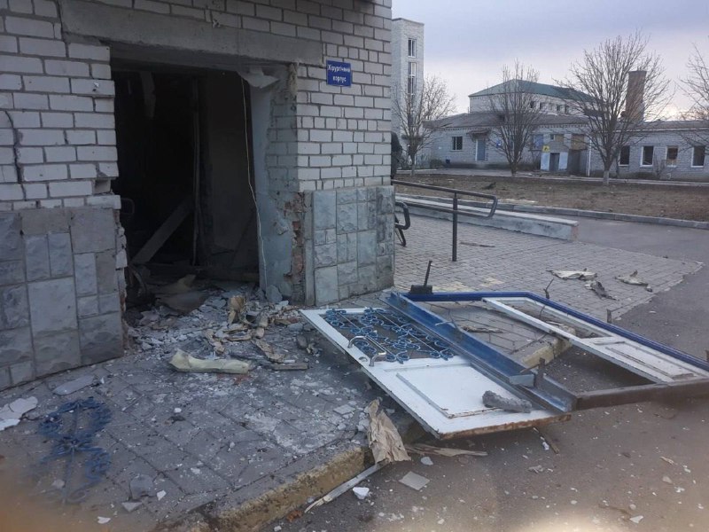 Russische drones vielen een medische faciliteit in Beryslav in de regio Cherson aan