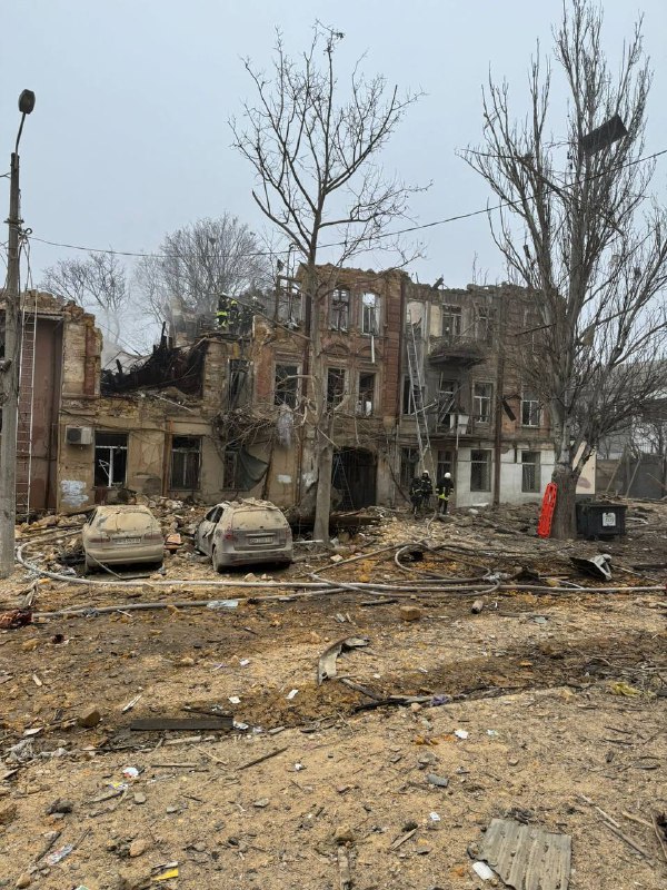 Sale a 3 il bilancio delle vittime dell'attacco russo a Odessa